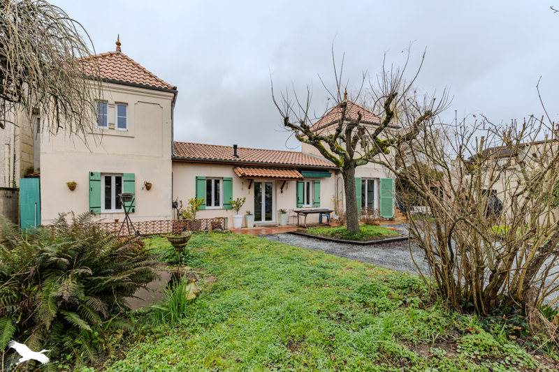 Vente Maison LIBOURNE - 5 pièces -136 m² - (33500)