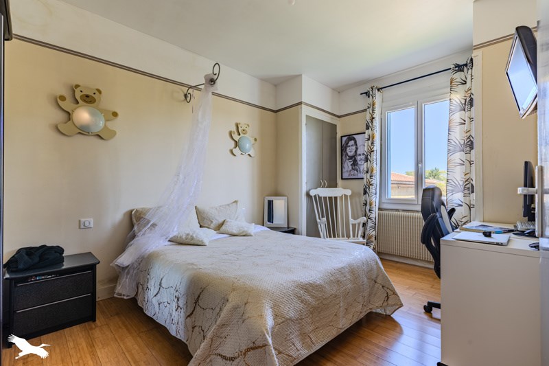 Vente Maison CASTILLON LA BATAILLE - 6 pièces -158 m² - (33350)