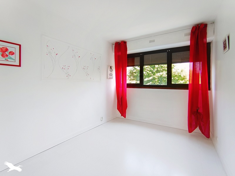Vente Appartement PESSAC - 4 pièces -81 m² - (33600)