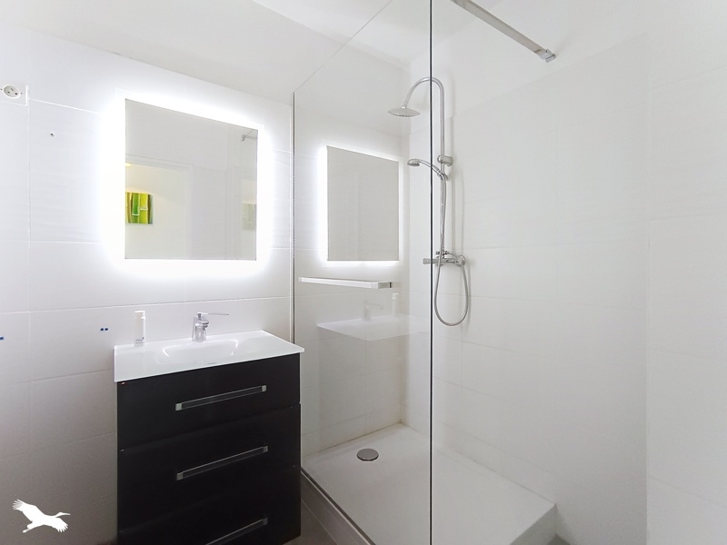 Vente Appartement PESSAC - 4 pièces -81 m² - (33600)
