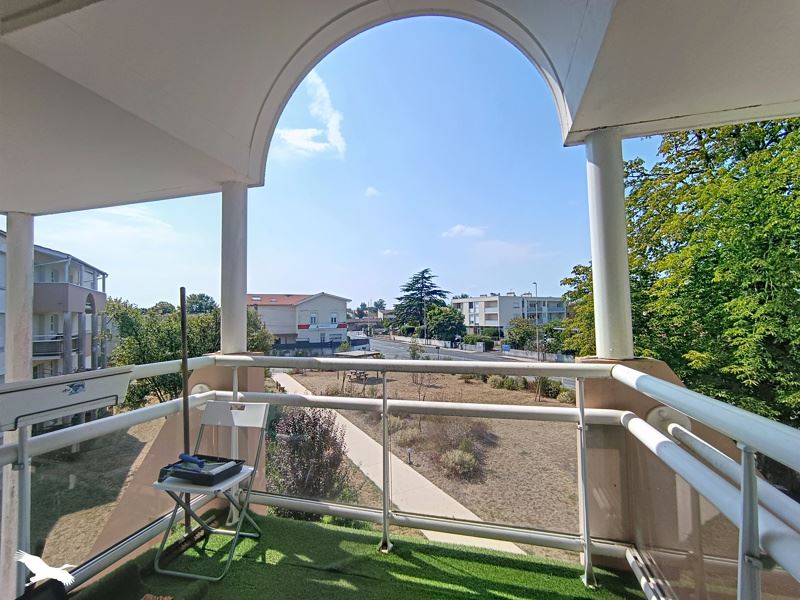 Vente Appartement PESSAC - 1 pièce -32 m² - (33600)