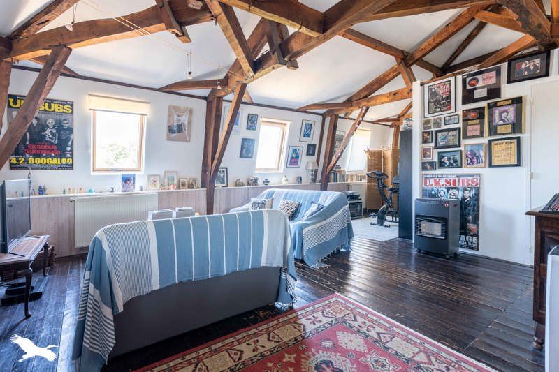 Vente Maison CHALAIS - 9 pièces -200 m² - (16210)