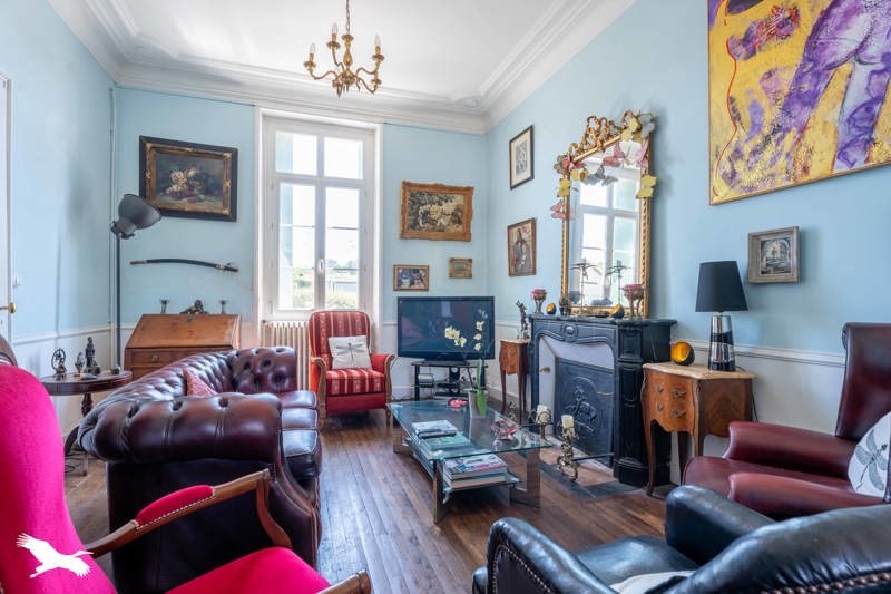 Vente Maison CHALAIS - 9 pièces -200 m² - (16210)