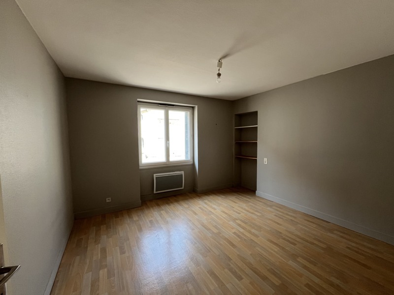 Vente Maison CHALAIS - 3 pièces -64 m² - (16210)