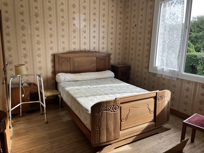 Vente Maison CHALAIS - 5 pièces -125 m² - (16210)