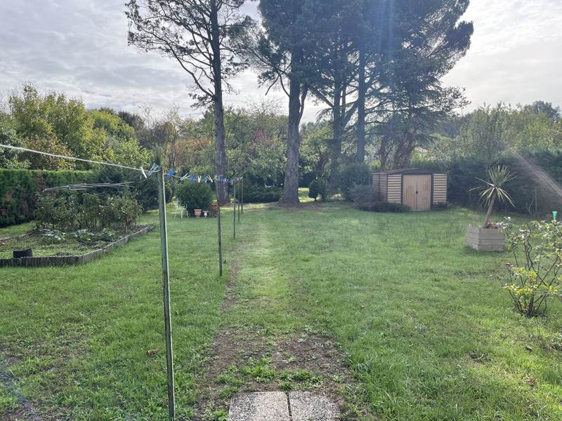Vente Maison CHALAIS - 5 pièces -125 m² - (16210)