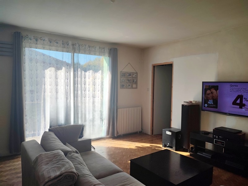 Vente Maison CHALAIS - 6 pièces -115 m² - (16210)