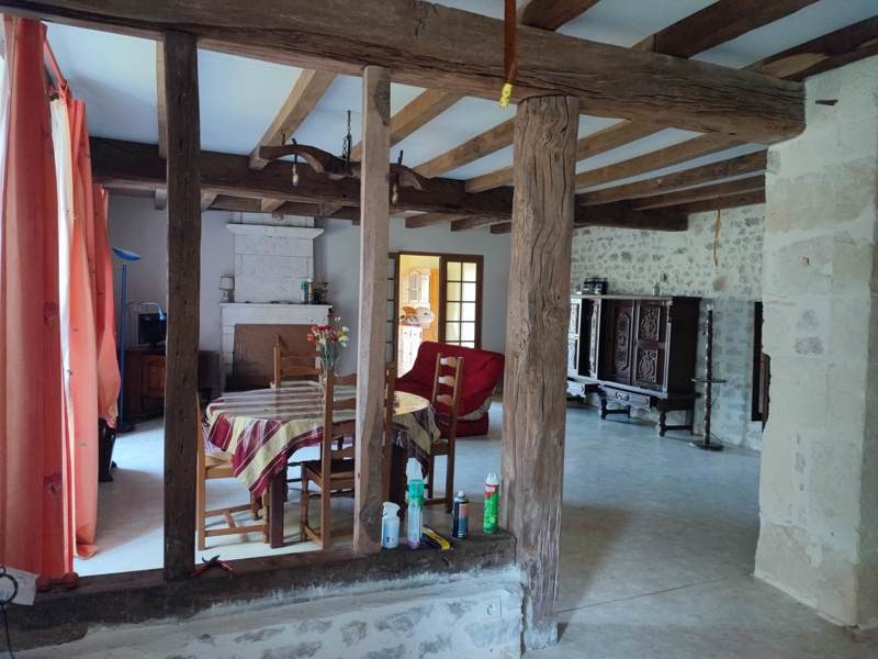 Vente Maison BROSSAC - 5 pièces -166 m² - (16480)