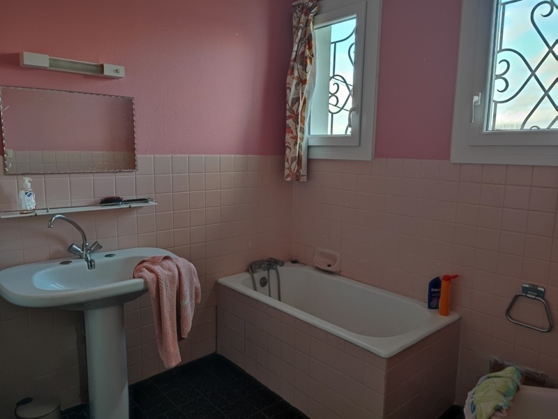 Vente Maison CHALAIS - 4 pièces -78 m² - (16210)