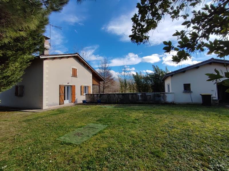 Vente Maison YVIERS - 4 pièces -110 m² - (16210)