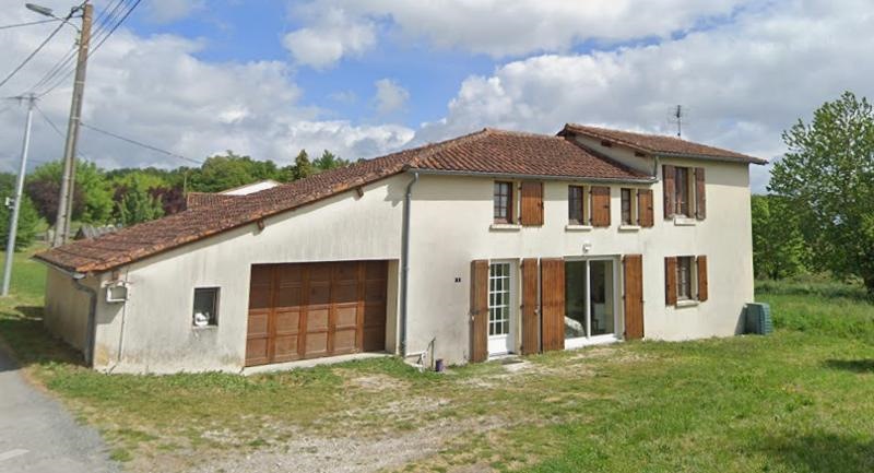 Vente Maison CHALAIS - 5 pièces -105 m² - (16210)