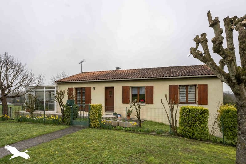 Vente Maison CHALAIS - 4 pièces -94 m² - (16210)