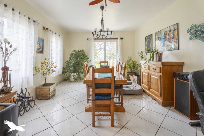 Vente Maison CHATIGNAC - 10 pièces -370 m² - (16480)