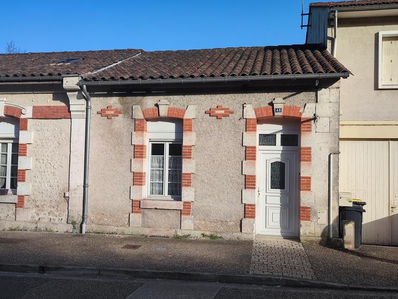 Vente Maison CHALAIS - 3 pièces -54 m² - (16210)
