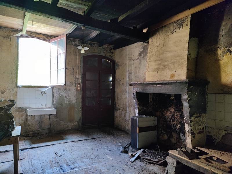Vente Maison BAZAC - 6 pièces -206 m² - (16210)