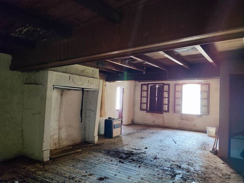 Vente Maison BAZAC - 6 pièces -206 m² - (16210)