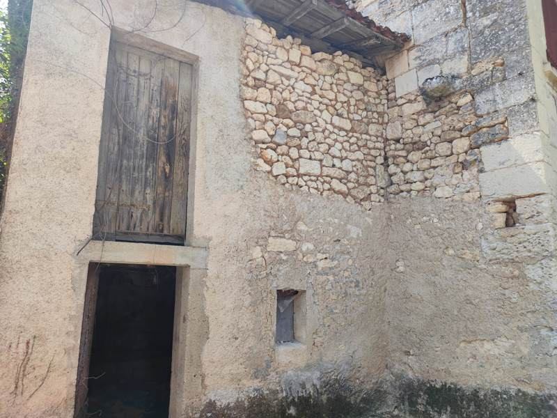 Vente Maison BAZAC - 6 pièces -206 m² - (16210)