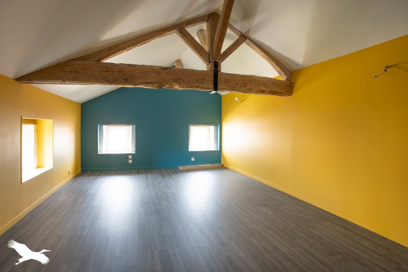 Vente Maison MONTBOYER - 8 pièces -280 m² - (16620)