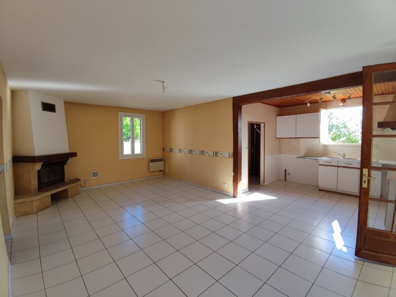 Vente Maison CHALAIS - 3 pièces -64 m² - (16210)