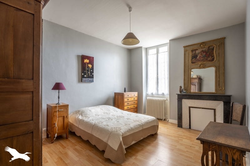 Vente Maison BROSSAC - 6 pièces -174 m² - (16480)