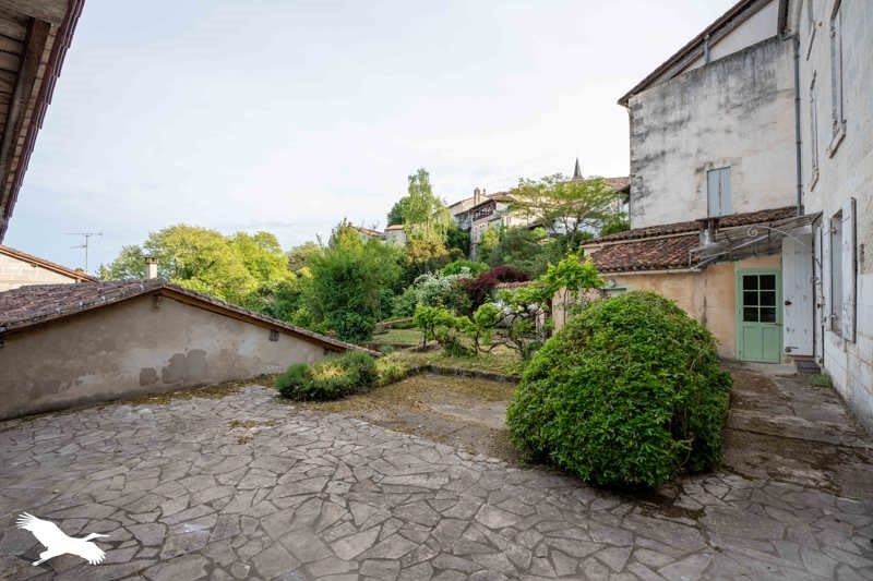 Vente Maison AUBETERRE SUR DRONNE - 5 pièces -180 m² - (16390)
