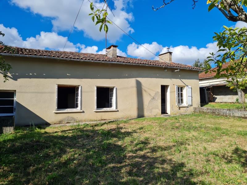 Vente Maison BROSSAC - 3 pièces -77 m² - (16480)