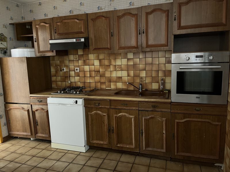 Vente Maison BONNES - 5 pièces -147 m² - (16390)
