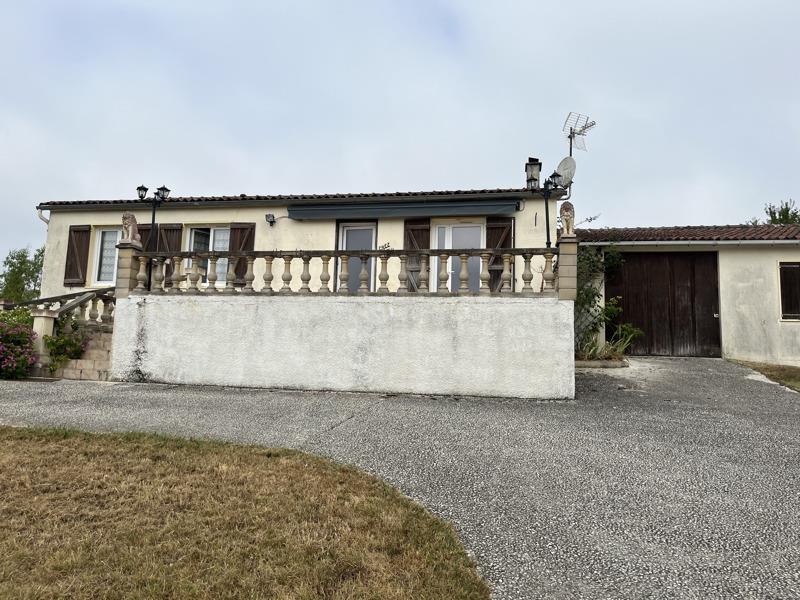 Vente Maison BONNES - 5 pièces -147 m² - (16390)