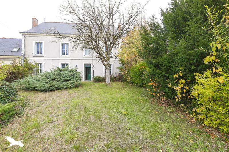 Vente Maison SAVIGNE SUR LATHAN - 8 pièces -280 m² - (37340)