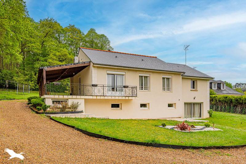 Vente Maison ST ETIENNE DE CHIGNY - 7 pièces -155 m² - (37230)