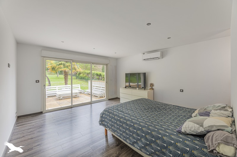 Vente Maison ST ETIENNE DE CHIGNY - 7 pièces -155 m² - (37230)