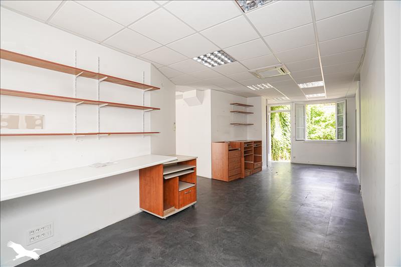 Vente Maison CORMERY - 12 pièces -455 m² - (37320)