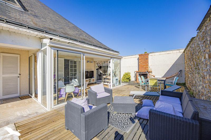 Vente Maison MONTLOUIS SUR LOIRE - 6 pièces -130 m² - (37270)