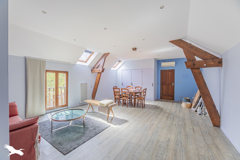 Vente Maison MONTLOUIS SUR LOIRE - 10 pièces -230 m² - (37270)