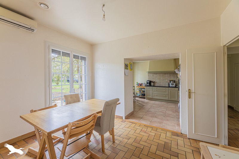 Vente Maison MONTLOUIS SUR LOIRE - 10 pièces -230 m² - (37270)