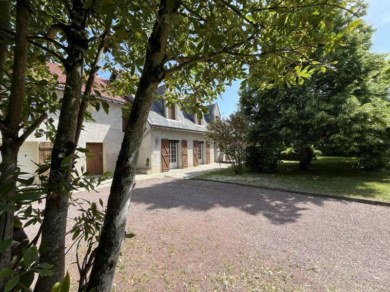 Vente Maison MONTLOUIS SUR LOIRE 37270 10 pièces - 230 m²