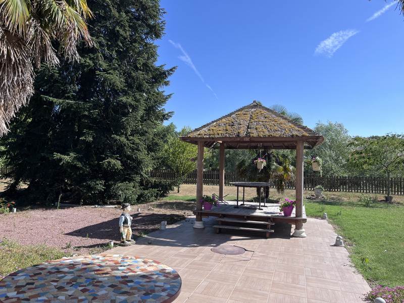 Vente Maison AZAY SUR CHER - 4 pièces -104 m² - (37270)