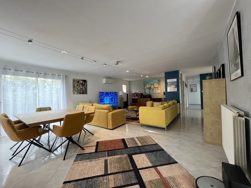 Vente Maison FABREGUES - 6 pièces -195 m² - (34690)