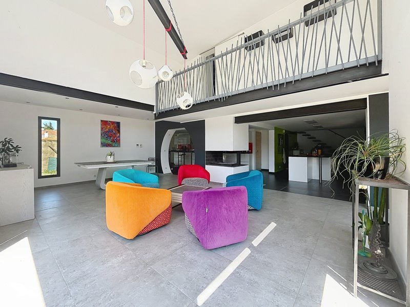 Vente Maison ST JEAN DE VEDAS - 10 pièces -240 m² - (34430)