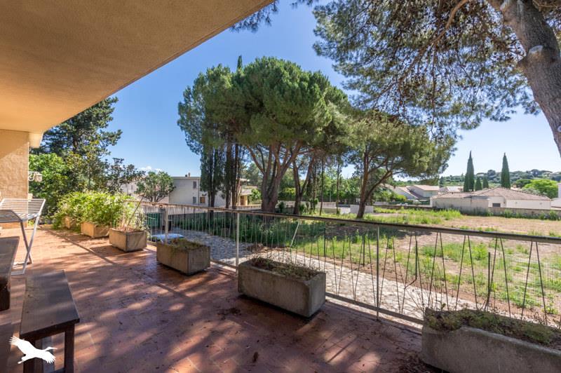 Vente Maison JUVIGNAC - 6 pièces -215 m² - (34990)