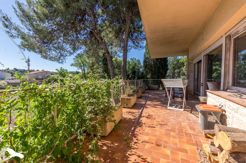 Vente Maison JUVIGNAC - 6 pièces -215 m² - (34990)
