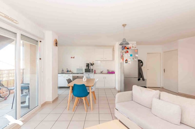 Vente Appartement MEZE - 3 pièces -68 m² - (34140)