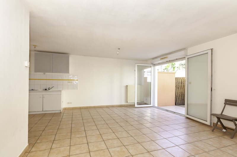 Vente Appartement MEZE - 4 pièces -88 m² - (34140)