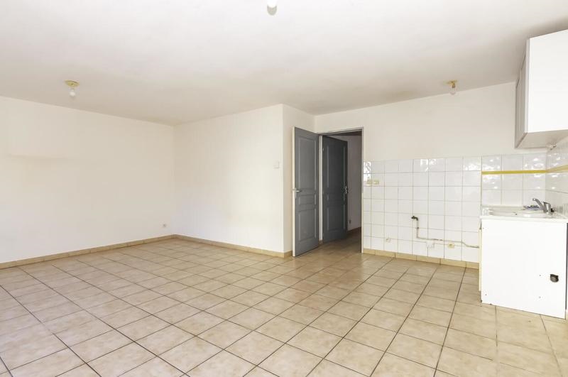 Vente Appartement MEZE - 4 pièces -88 m² - (34140)
