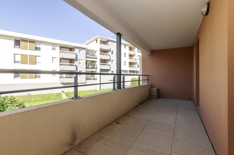 Vente Appartement MEZE - 4 pièces -88 m² - (34140)