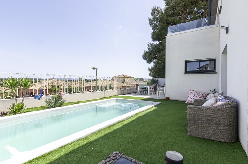 Vente Maison MEZE - 6 pièces -135 m² - (34140)