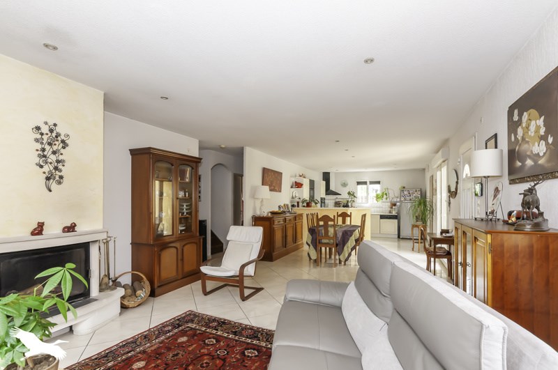 Vente Maison MEZE - 6 pièces -163 m² - (34140)