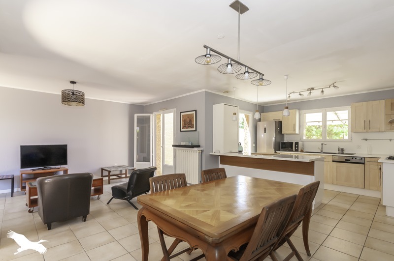 Vente Maison MEZE - 5 pièces -84 m² - (34140)