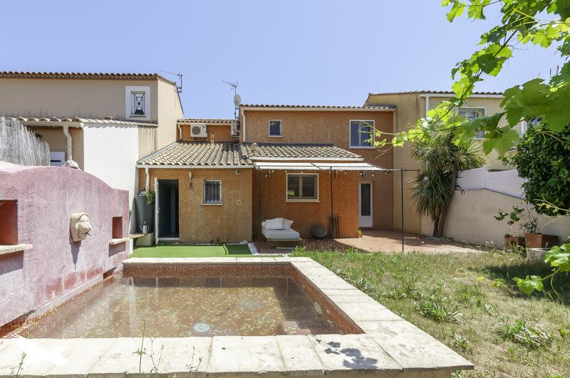 Vente Maison MEZE - 5 pièces -84 m² - (34140)