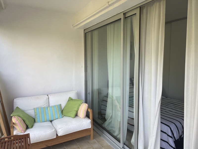 Vente Appartement MEZE - 2 pièces -26 m² - (34140)